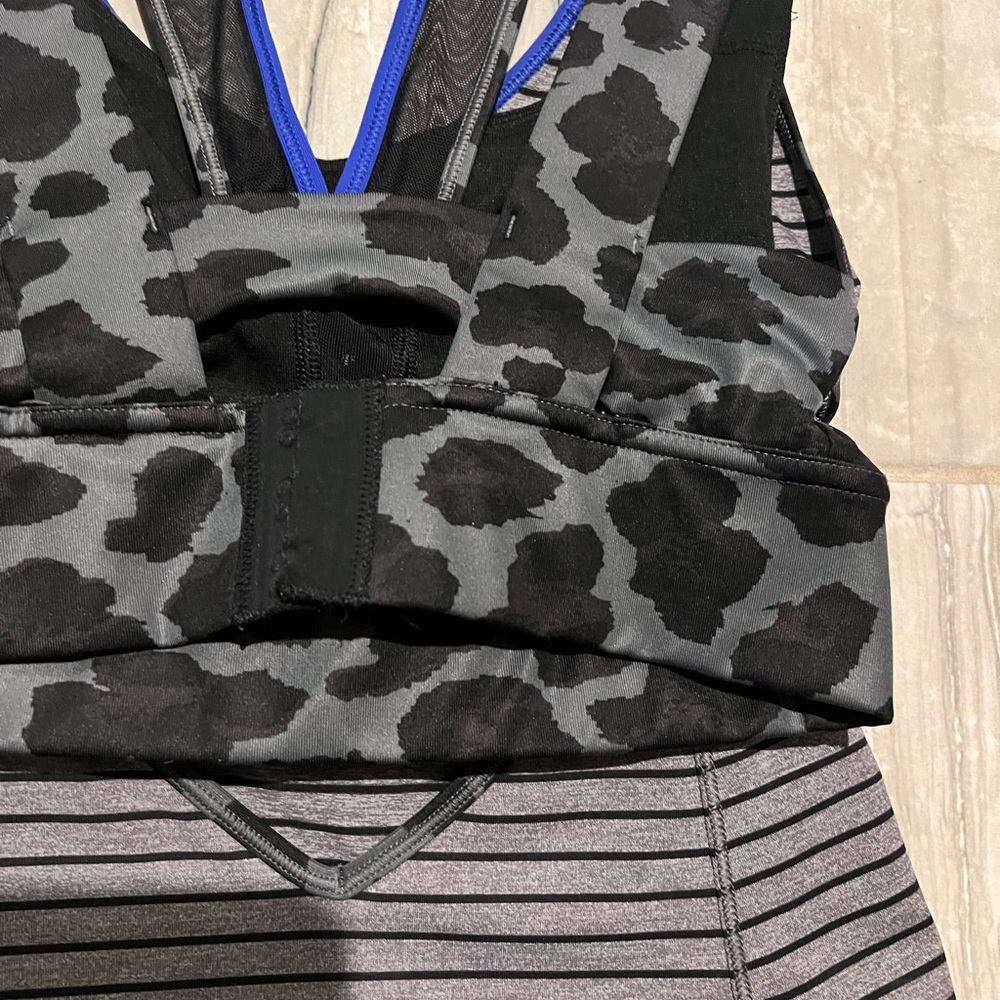 Lululemon - Picture 3 of 5